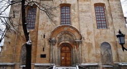 Фасад церкви Святой Троицы