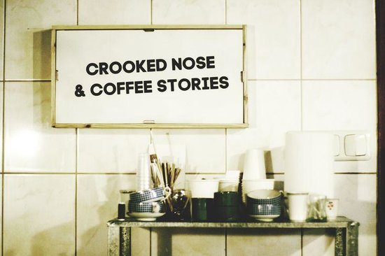 Кафе Crooked nose & Coffee stories (Кривой нос и кофейные истории), Вильнюс